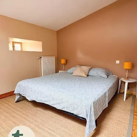 Vakantiehuis Tranquiloue - Maison De Charme A La Campagne - Puydufou Mouchamps