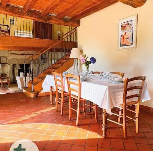 Dom wakacyjny Tranquiloue - Maison De Charme A La Campagne - Puydufou *